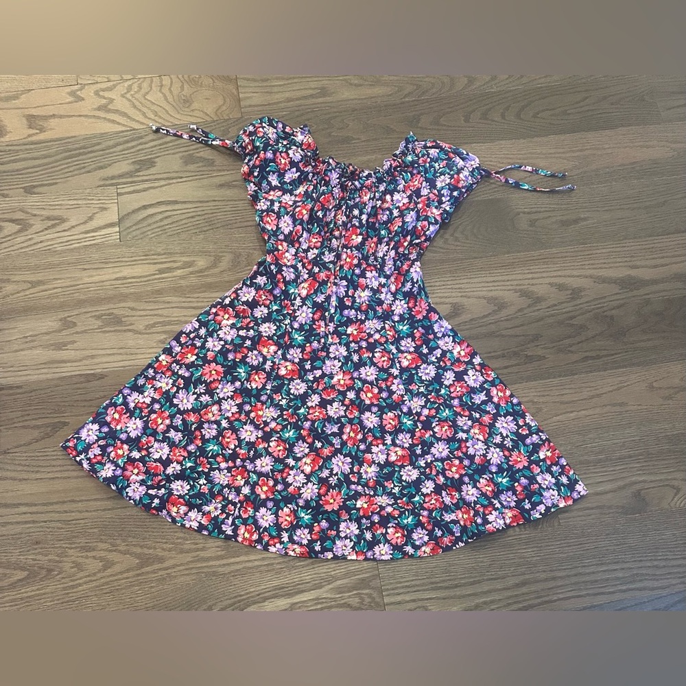 The Little Trotter Inc. Girls Floral Smocked Dress Size 12 100% Cotton
